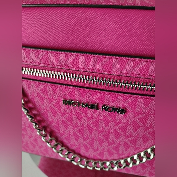 NEW Michael Kors Crossbody Bag - Dragon Fruit Monogram - Picture 6 of 13